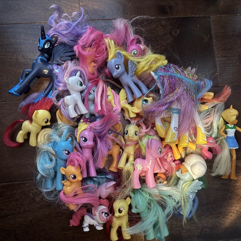 Colorful Pony Toy Set